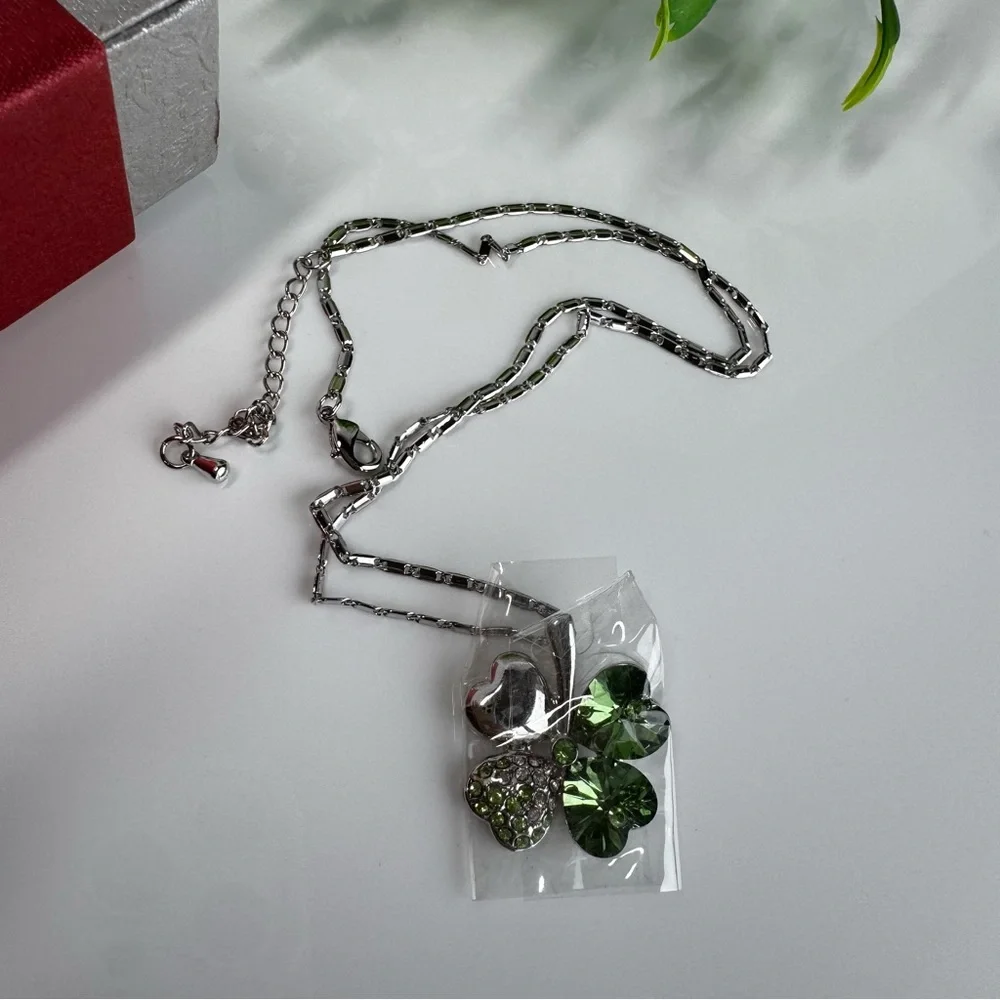 DAHLIA Four Leaf Clover Pendant Necklace Silver Tone Green Crystal Cz Heart Luck